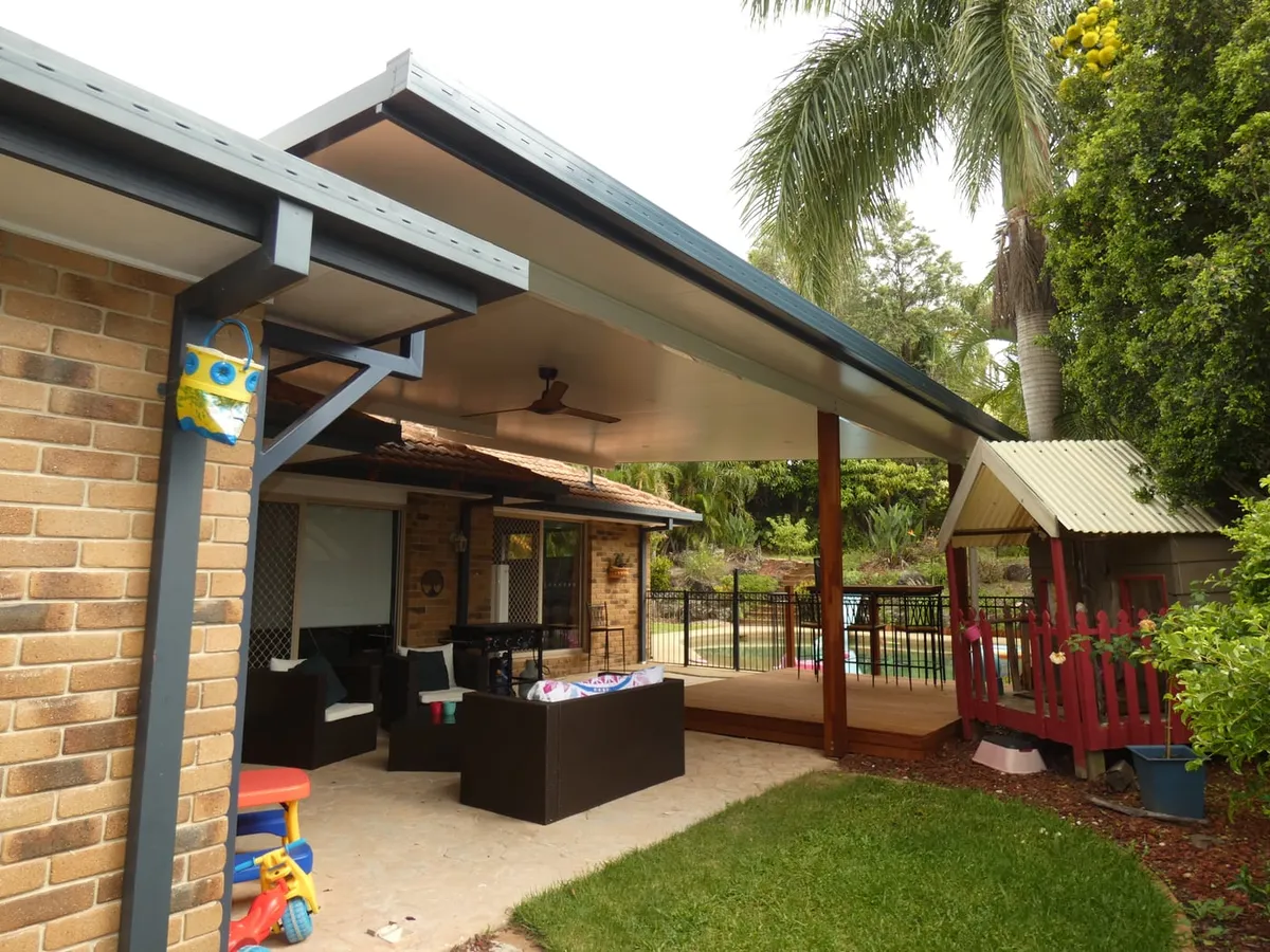 Large covered entertainment patio built for Queensland gatherings